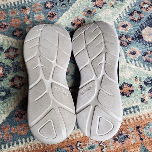 Hoka One One Akasa Shoes - Picture 8 of 9